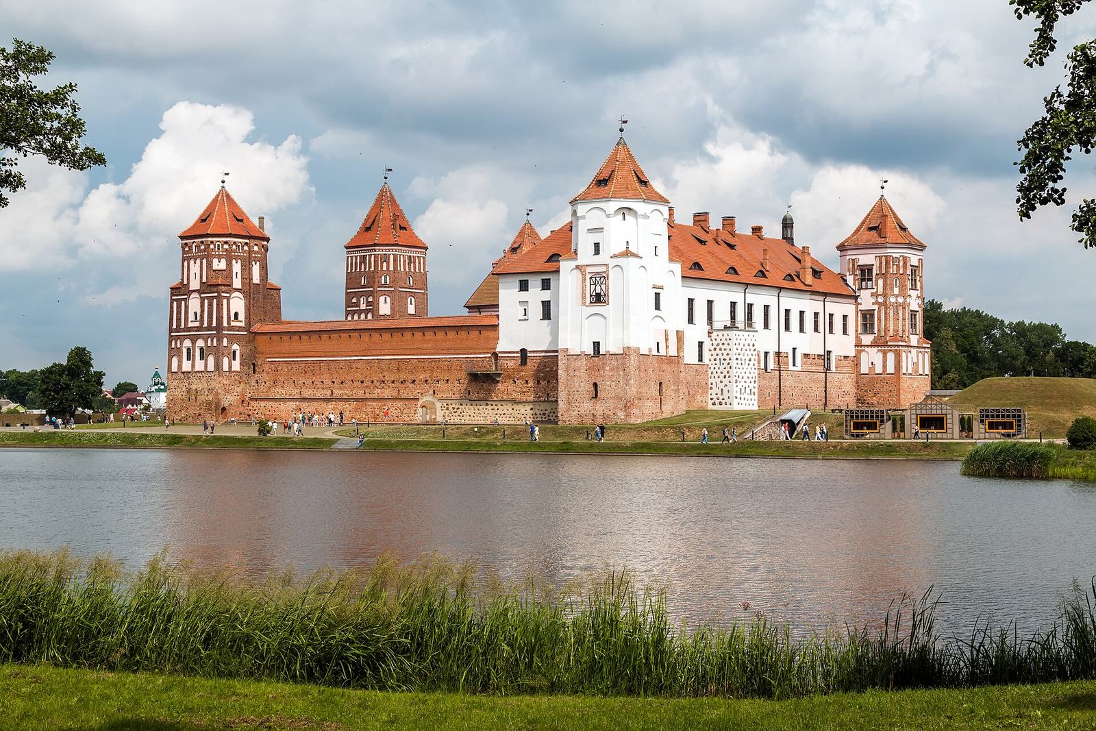 Mir Castle