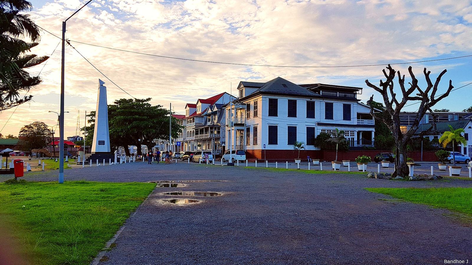 Waterkant, Paramaribo
